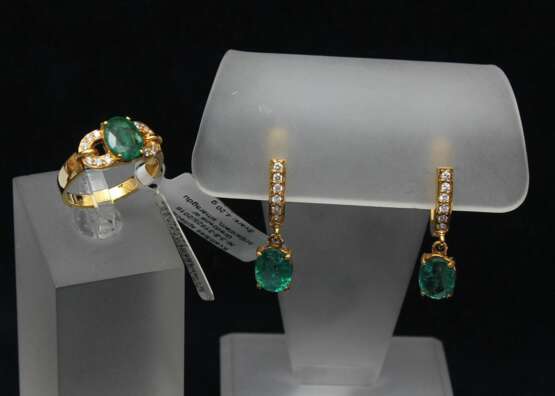 Gold jewelry set with emeralds Gold Other style 21th century - photo 11