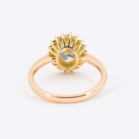 FANCY-COLOUR-DIAMOND-RING - photo 3