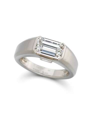 Cartier. DIAMOND-RING - photo 1