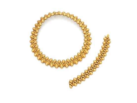 René Boivin. GOLD-SET: NECKLACE AND BRACELET - photo 1