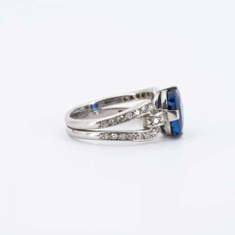 . SRI LANKA SAPPHIRE-DIAMOND-RING - photo 4