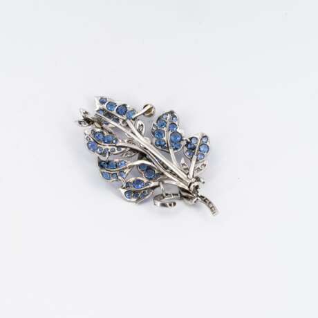 . SAPPPHIRE-DIAMOND-BROOCH - photo 3