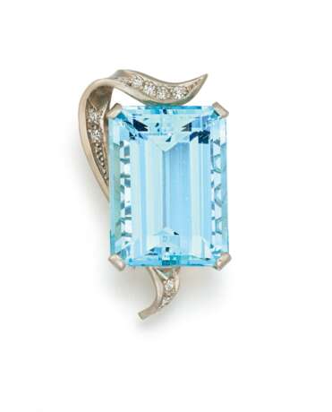 . AQUAMARINE-DIAMOND-LAPEL-PIN - photo 1