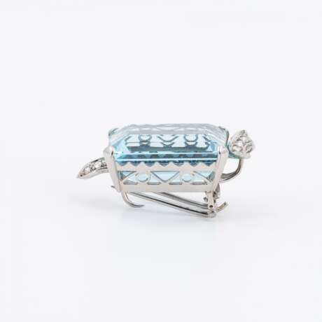 . AQUAMARINE-DIAMOND-LAPEL-PIN - photo 3