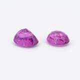 TWO LOOSE PURPLE-PINK-COLOURED SAPPHIRES - фото 2