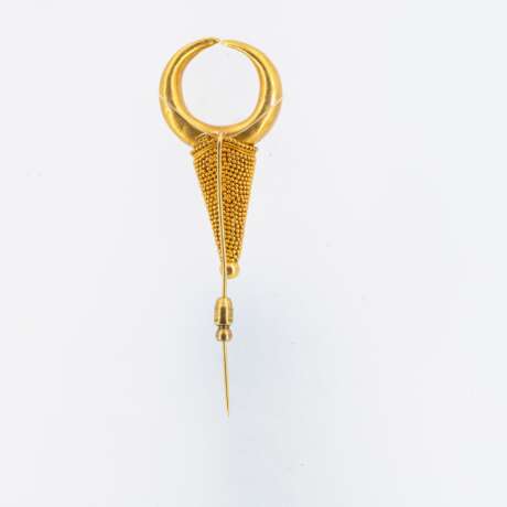 GOLD-LAPEL PIN - photo 2