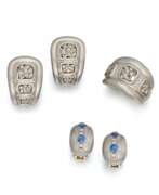 Kieselstein-Cord. KIESELSTEIN-CORD. Mixed Lot: Diamond-Ear Clip Ons, Diamond-Ring and Diamond-Sapphire-Ear Clip Ons