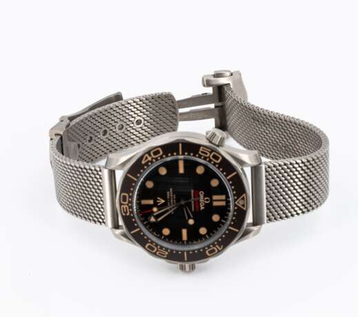 Omega.Seamaster 007 - photo 2