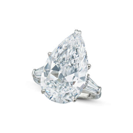 HARRY WINSTON DIAMOND RING - photo 2