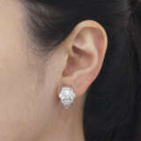 GROUP OF DIAMOND JEWELLERY - photo 10