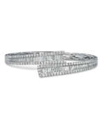 Hand jewellery. NO RESERVE – DIAMOND BANGLE