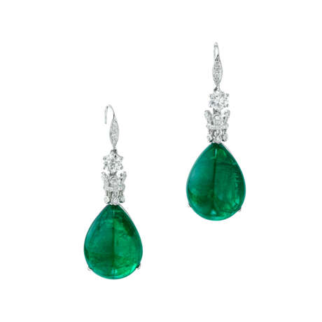 EMERALD AND DIAMOND EARRINGS - фото 1