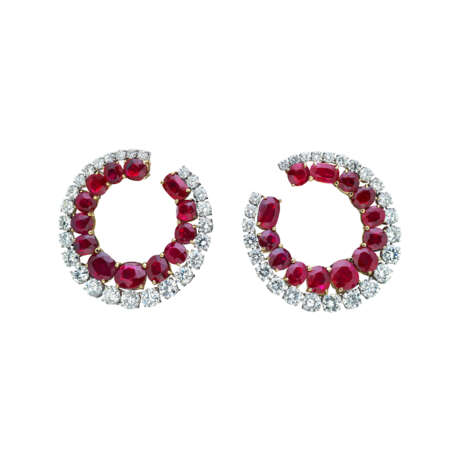 RUBY AND DIAMOND EARRINGS - фото 1