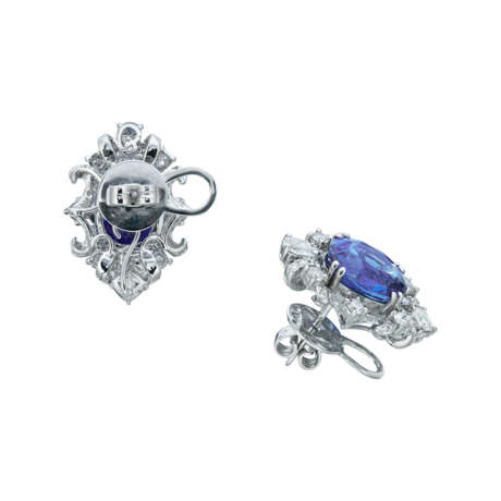 SAPPHIRE AND DIAMOND EARRINGS - фото 2