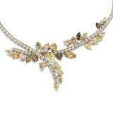 NO RESERVE – GARRARD COLOURED DIAMOND AND DIAMOND NECKLACE - фото 4