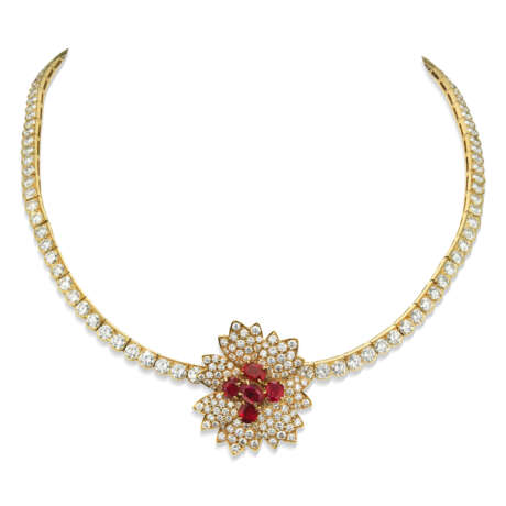 VAN CLEEF & ARPELS GROUP OF DIAMOND AND RUBY JEWELLERY - фото 7