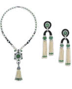 Cultured pearl. SET OF MULTI-GEM JEWELLERY