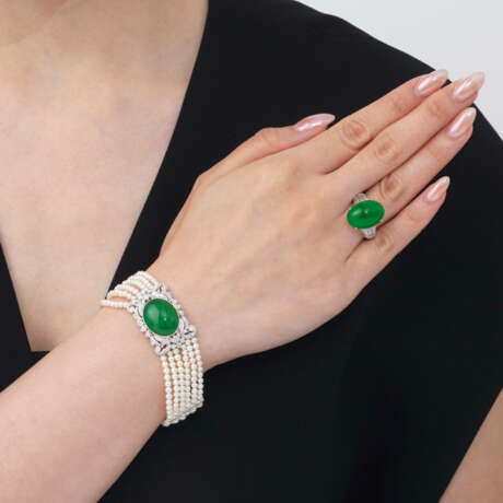 JADEITE, DIAMOND AND SEED PEARL BRACELET AND RING - фото 9