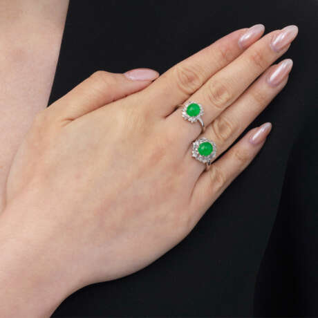 NO RESERVE – GROUP OF JADEITE AND DIAMOND RINGS - фото 12