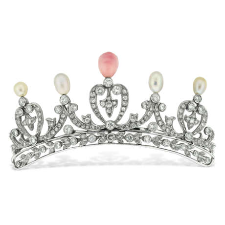 CONCH PEARL, NATURAL PEARL AND DIAMOND TIARA - фото 1