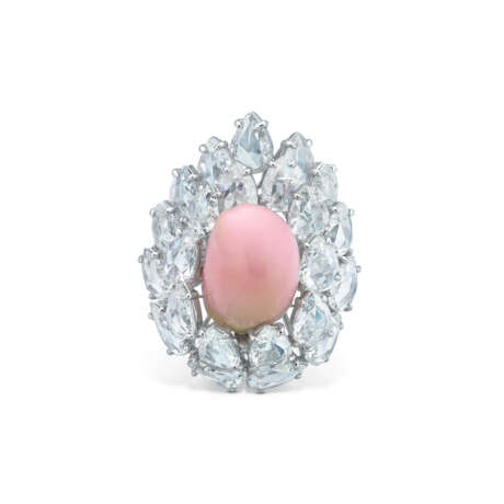 CONCH PEARL AND DIAMOND RING - photo 1