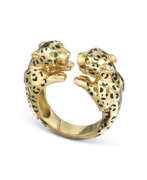 Изумруды. CARTIER GOLD AND EMERALD 'PANTHÈRE DE CARTIER' RING