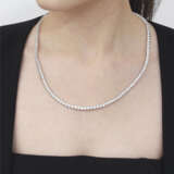 GROUP OF DIAMOND JEWELLERY - Foto 12