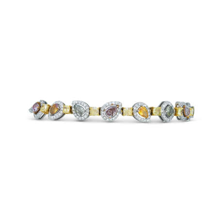 NO RESERVE - COLOURED DIAMOND AND DIAMOND BRACELET - photo 3