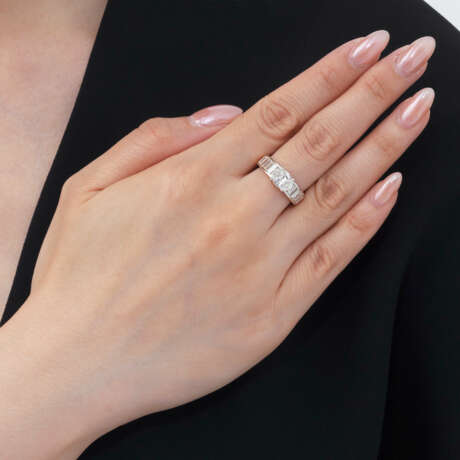 DIAMOND RING - Foto 4