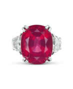 spinel. SPINEL AND DIAMOND RING