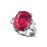 SPINEL AND DIAMOND RING - фото 2