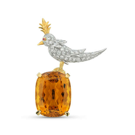 TIFFANY & CO. BY JEAN SCHLUMBERGER CITRINE, DIAMOND AND COLOURED SAPPHIRE 'BIRD ON A ROCK' BROOCH - Foto 1