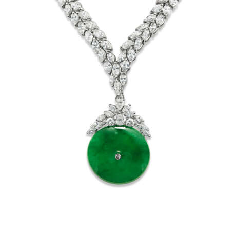 JADEITE AND DIAMOND PENDENT NECKLACE - Foto 1