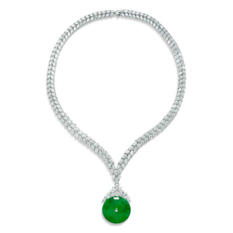 JADEITE AND DIAMOND PENDENT NECKLACE - фото 2