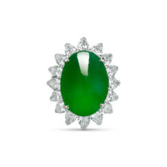 JADEITE AND DIAMOND RING