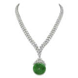 JADEITE AND DIAMOND PENDENT NECKLACE - Foto 4