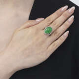 NO RESERVE – GROUP OF JADEITE AND DIAMOND JEWELLERY - Foto 10