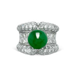 JADEITE AND DIAMOND RING