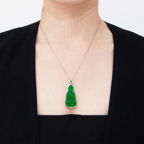 NO RESERVE – TWO JADEITE AND DIAMOND PENDENT NECKLACES - photo 11