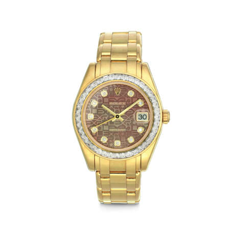 ROLEX DIAMOND 'DATEJUST' WRISTWATCH - photo 1