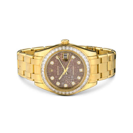 ROLEX DIAMOND 'DATEJUST' WRISTWATCH - photo 2