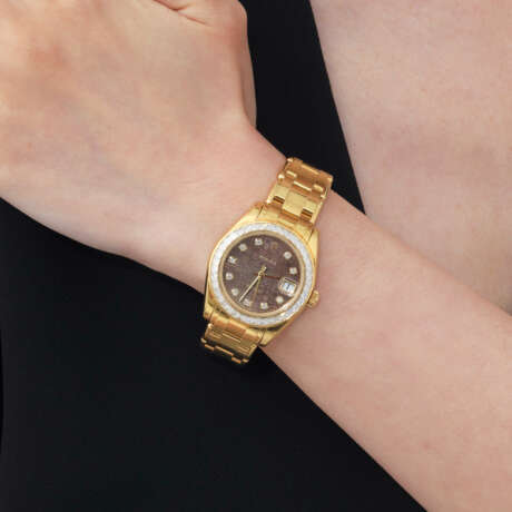 ROLEX DIAMOND 'DATEJUST' WRISTWATCH - photo 4