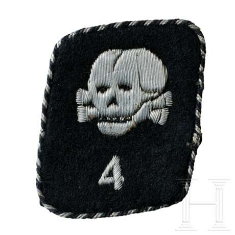 A Right Collar Tab Deathshead for SS TV Enlisted Men/NCO of Sturm 4 - photo 1