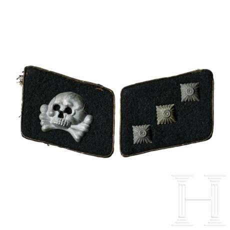 A Pair of SS Untersturmführer Deathshead Collar Tabs 3rd SS Panzer Division "Totenkopf" - фото 1