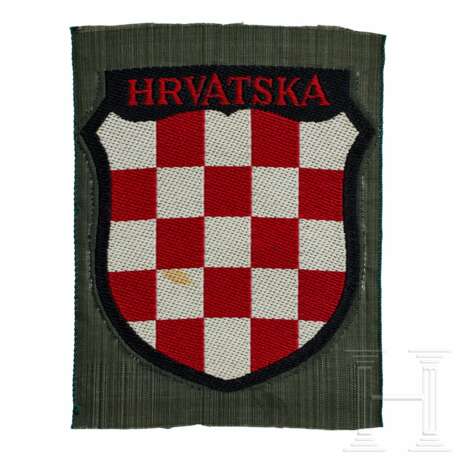 An Arm Shield for Croatian Volunteers, 3rd Pattern - photo 1