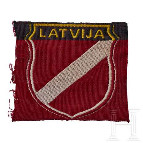 An Arm Shield for Waffen SS Latvian Volunteers, 2nd Pattern - Foto 1