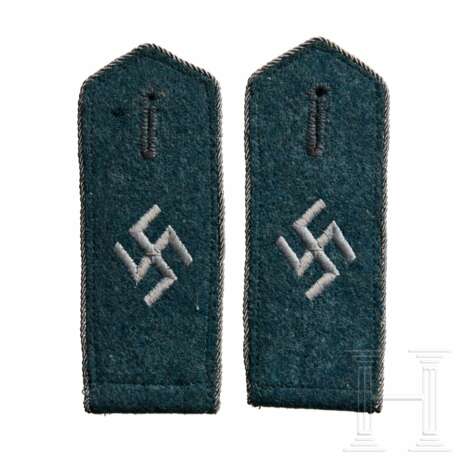 A Pair of Shoulder Straps for Schutzmannschaft Gendarmerie (Schuma) Officer - photo 1