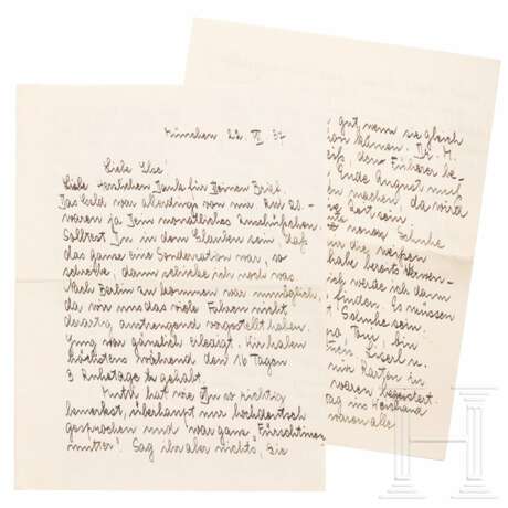 Eva Braun - eigenhändig geschriebener, fünfseitiger Brief an ihre Schwester Ilse vom 22. Juli 1937 - фото 1