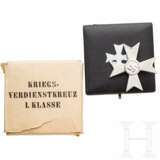 Kriegsverdienstkreuz 1939 1. Klasse, im Etui mit Überkarton - photo 1