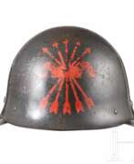 Articles militaires. Stahlhelm M26 der spanischen Falange